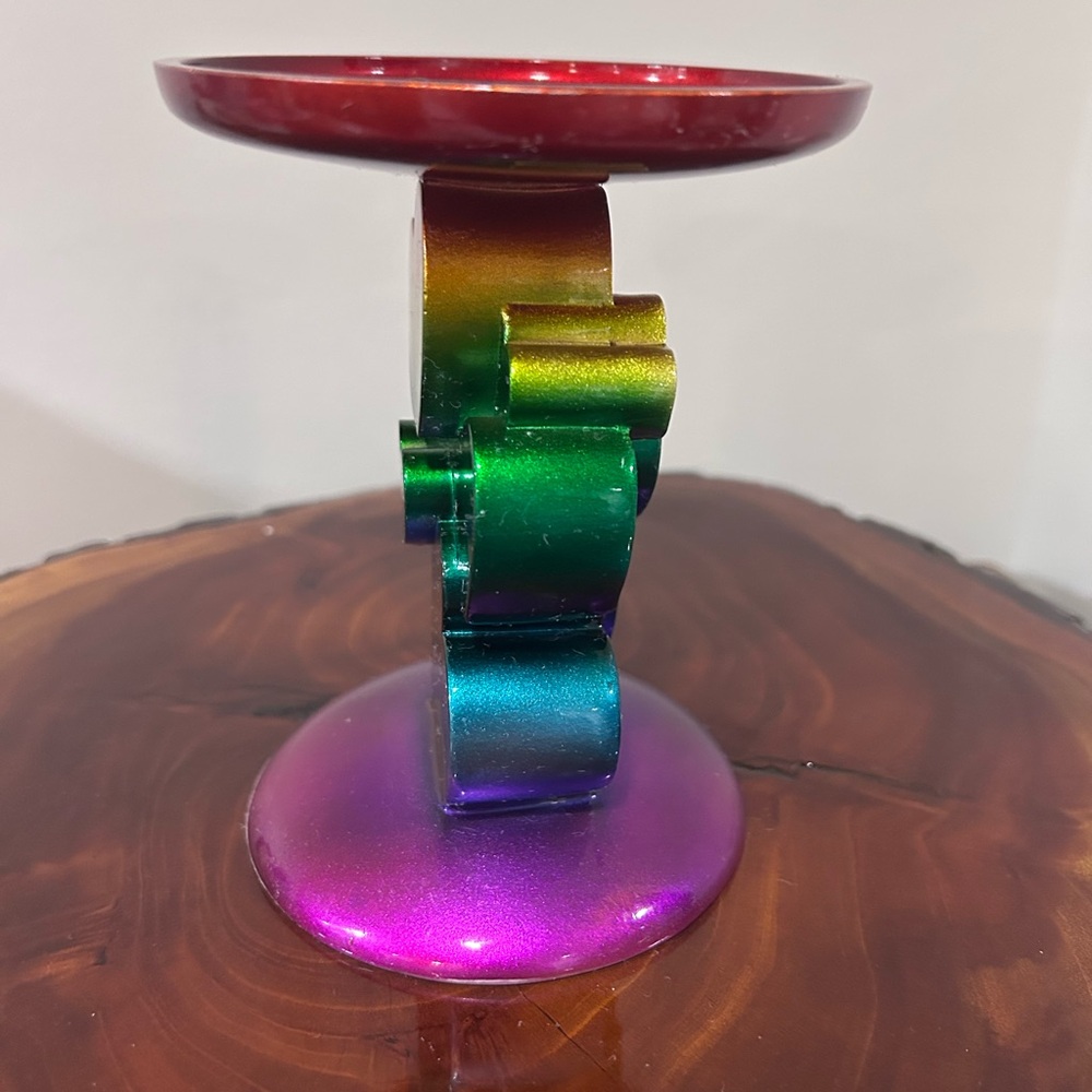 Bath & Body Works Metallic Rainbow π Heart Candle stand - Picture 4 of 13